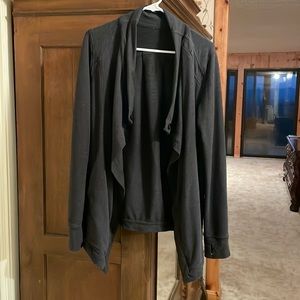 Lululemon coast wrap size 10